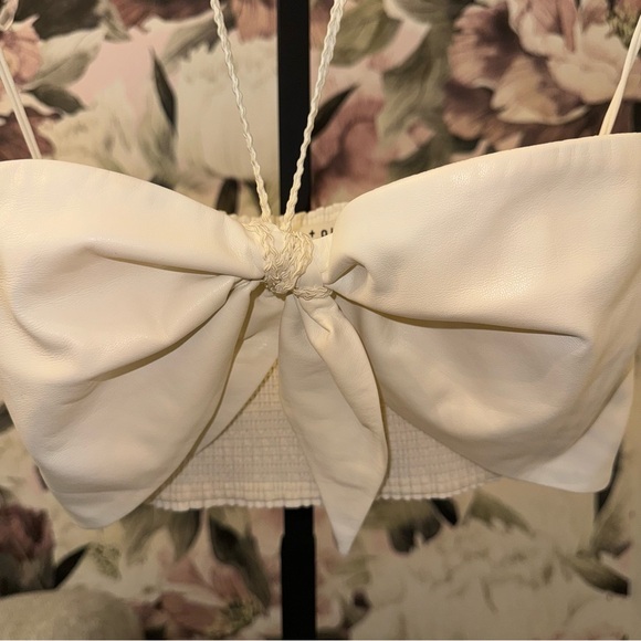 Alice + Olivia Livia Vegan Leather Crop Top - Picture 2 of 7